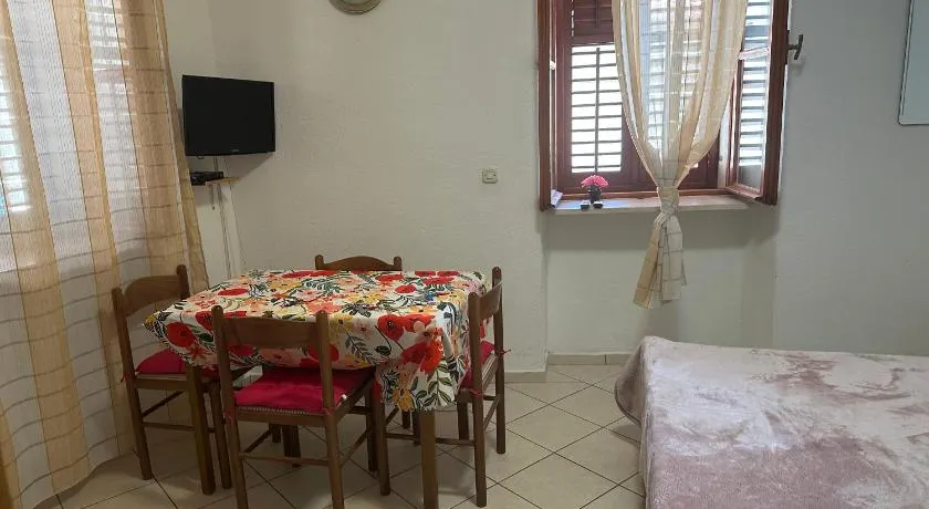 Studio apartman Škor - Image 1