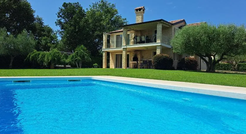 Apartments Villa Sotlar with pool - Image 1