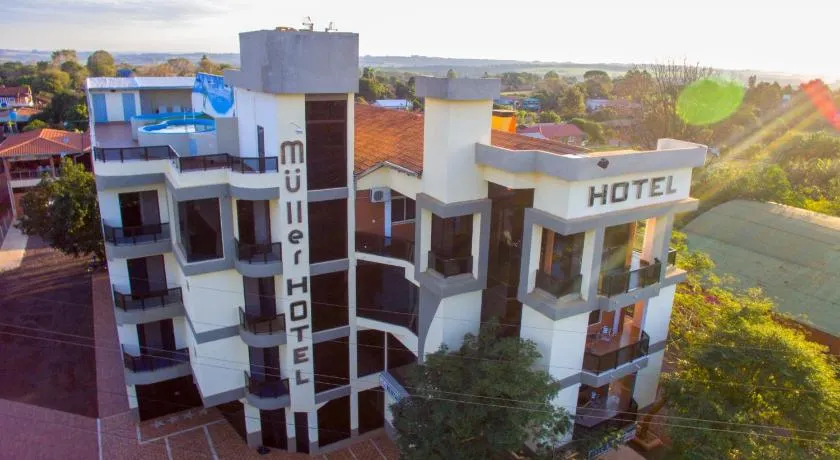 Müller Hotel - Image 1