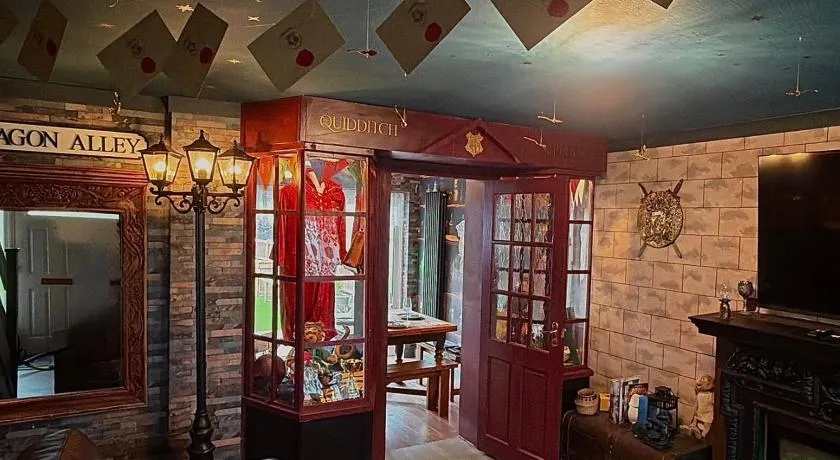 Quidditch Quarters Themed Property - Image 1