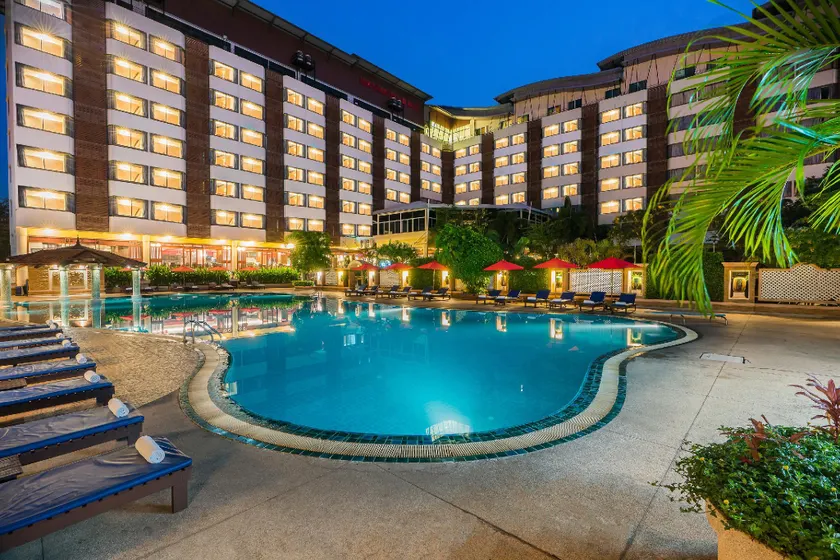 Mountain Beach Resort & Convention Center - Image 1