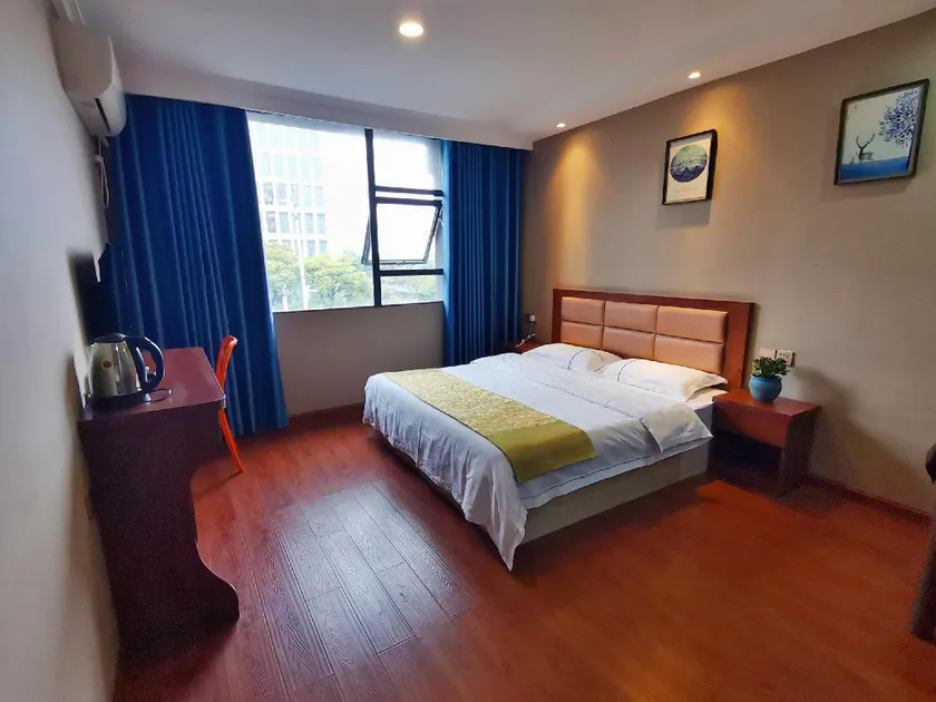 Shuanghua Express Hotel (Zhijiang People's Hospital Branch) - Image 1
