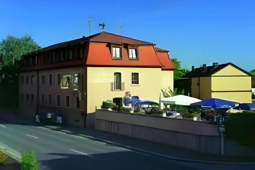 Hotel Löwen - Image 1