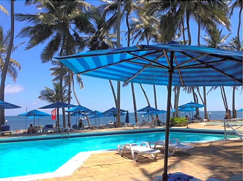 Kenya Bay Beach Hotel - Image 1