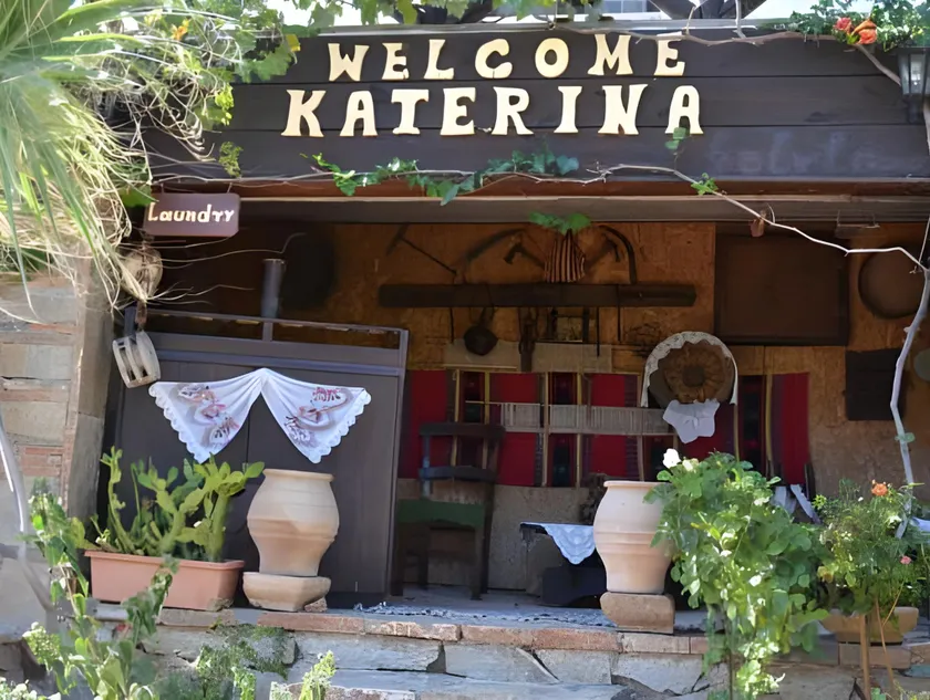 Katerina Apartments - Image 1