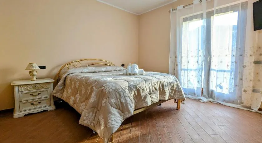 B&B Dea - Image 1