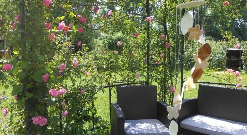 Chambre D'hôtes Myrtille - Image 1