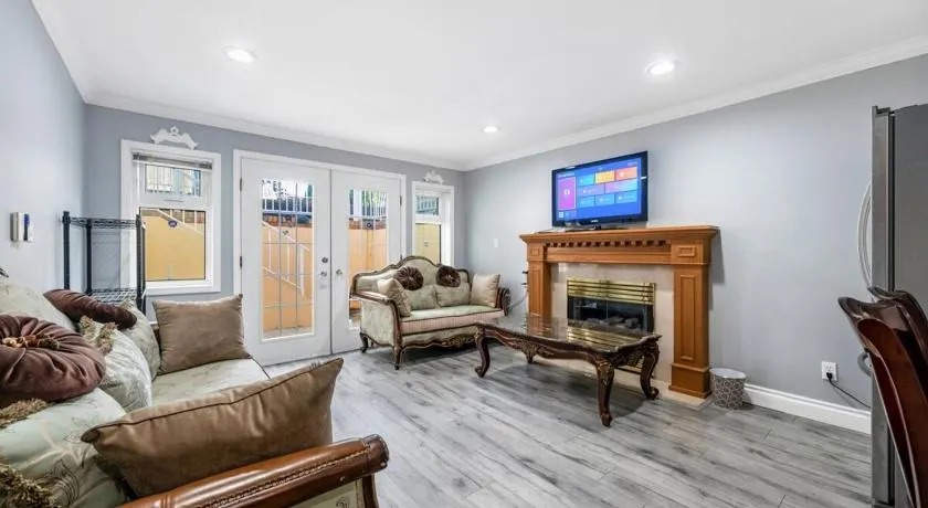 Comfortable Family Home,South Granville - Image 1