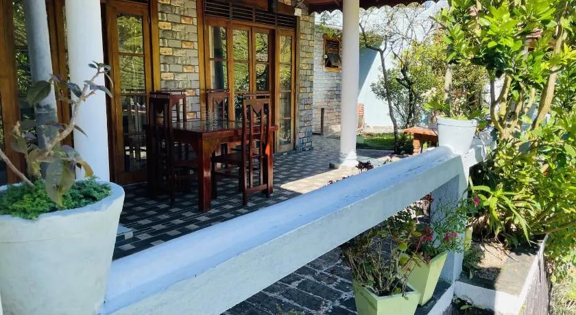 The Nonis Hotel & Family Restaurant - Image 1