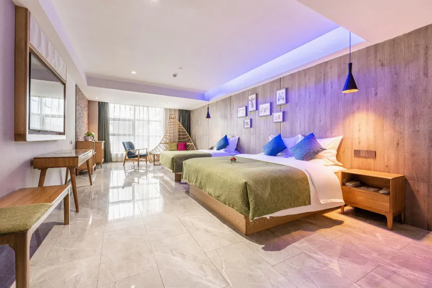 No.6 Future Hotel - Image 1