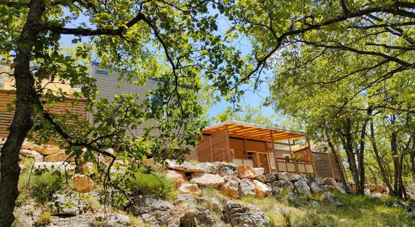 Camping Rives du Lac de Sainte Croix - Image 1