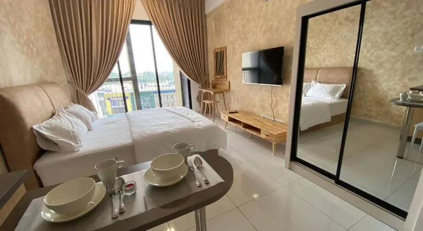 Cozy Sky Trees, Aeon, Netflix & Pool Views - Image 1