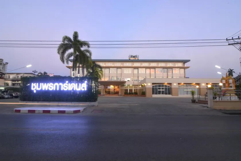 Chumphon Gardens Hotel - Image 1
