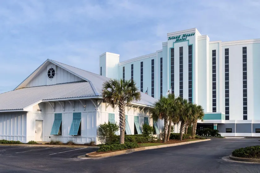 Island House Hotel Orange Beach - a DoubleTree by Hilton - Image 1