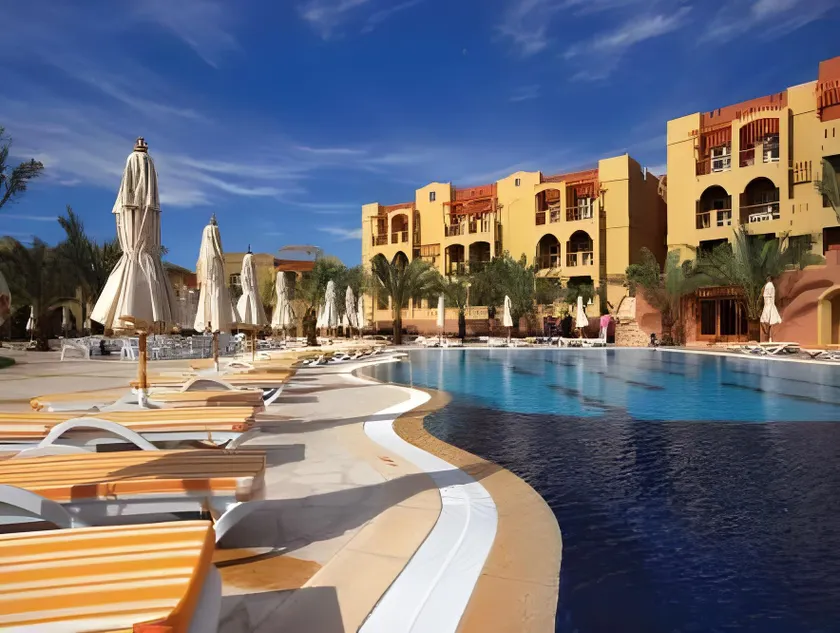 Marina Plaza Hotel, Tala Bay - Image 1