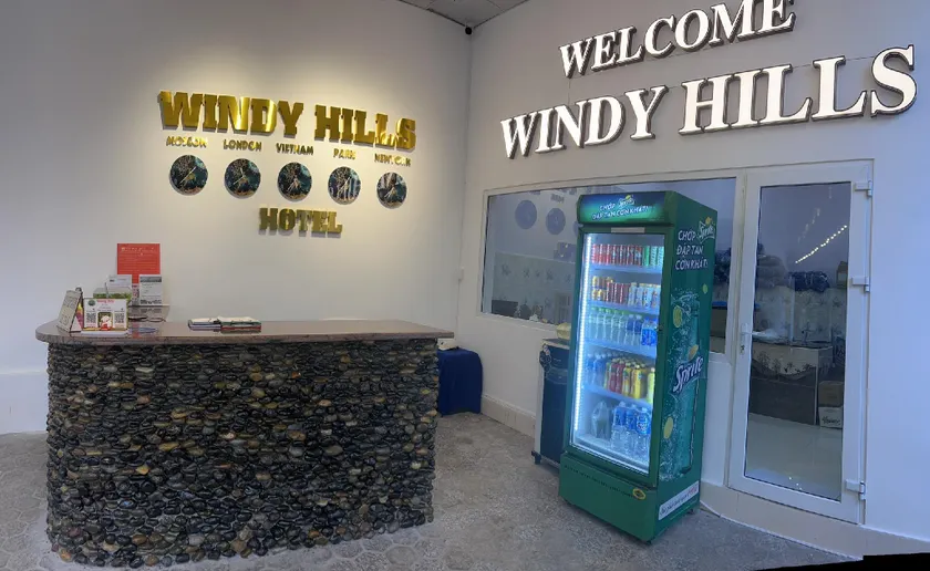 Windy hills hotel - Image 1