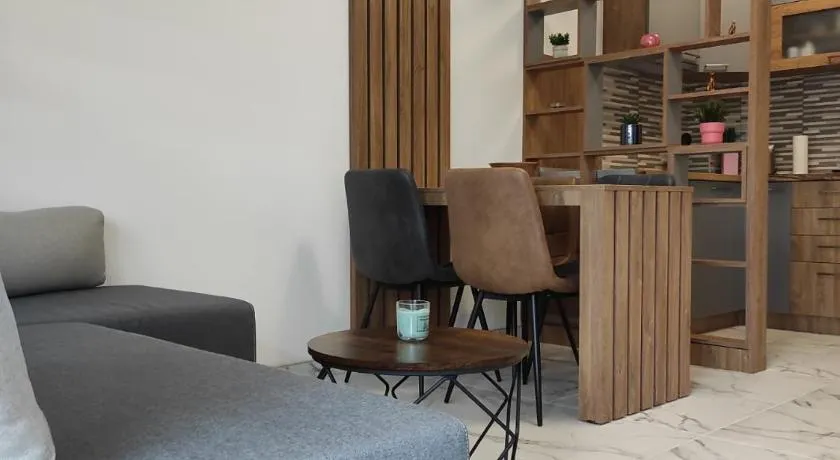 Cera premium apartment - Image 1