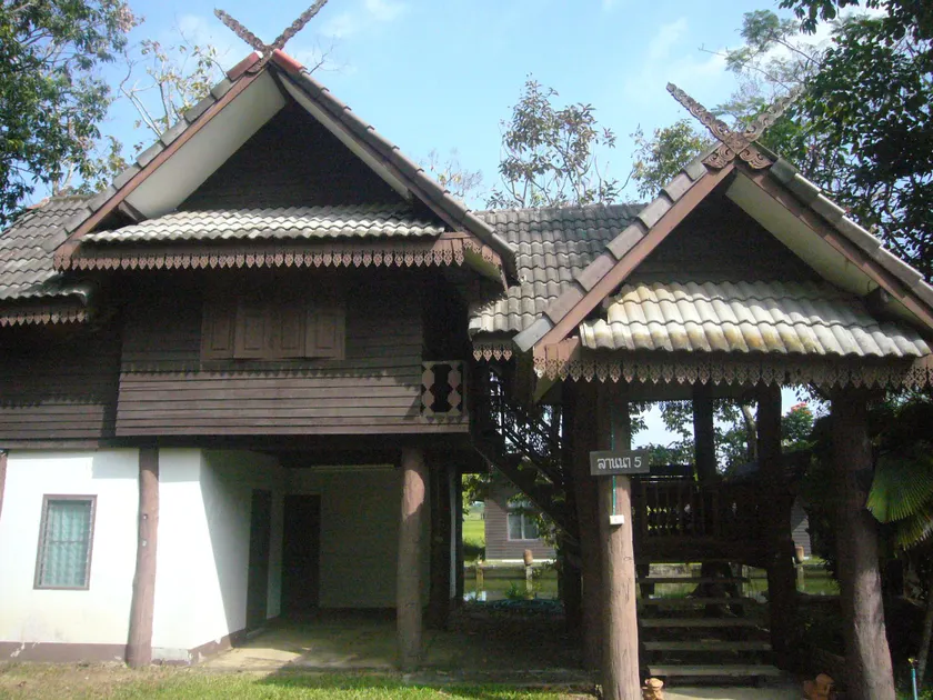 Mae Khum Villa - Image 1