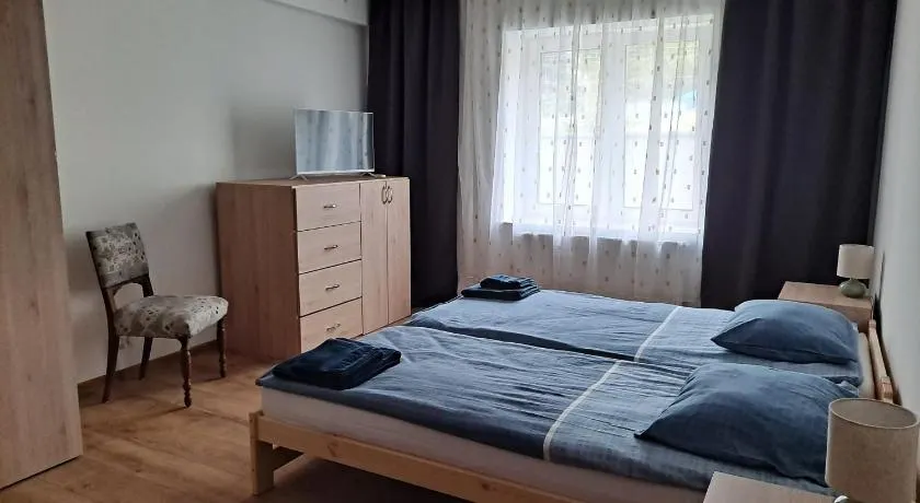 Noclegi Pod Dębem - Image 1