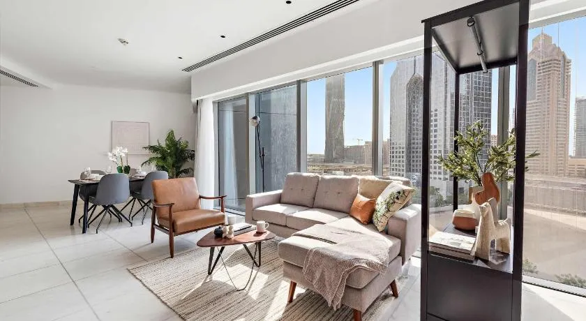 Silkhaus Vacation Homes Modern Studio in Central Park Tower DIFC - Image 1
