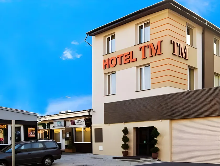 Hotel TM - Image 1
