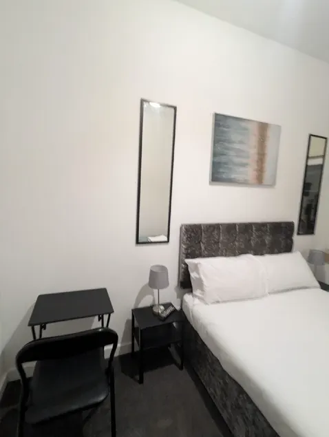 Roomstay South Shields - Image 1