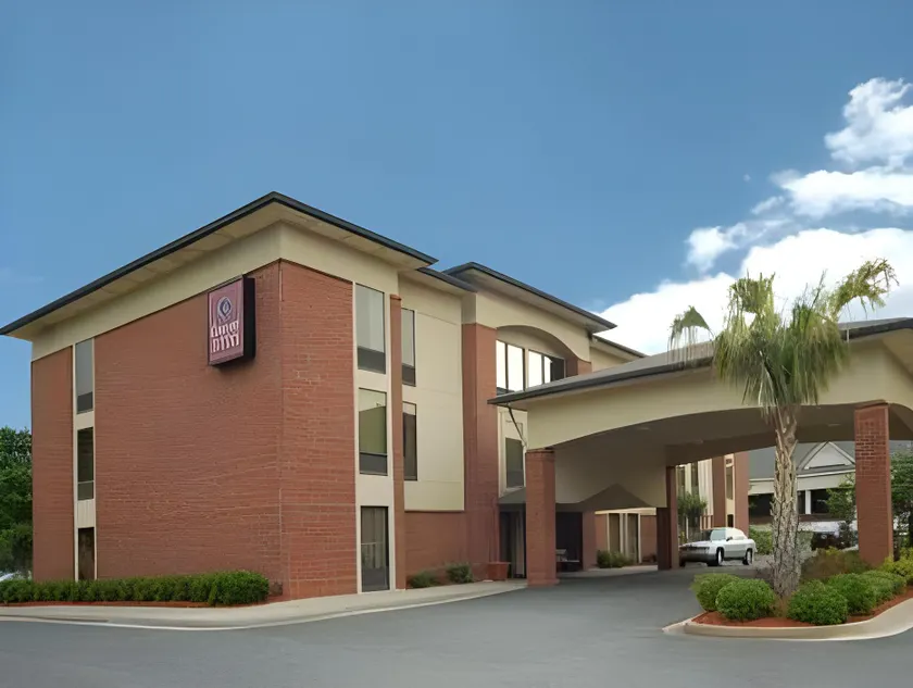Alpharetta Inn - Image 1