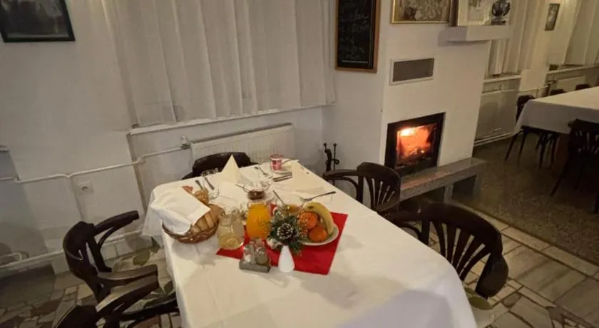 Hostinec vo Višňovom - Image 1