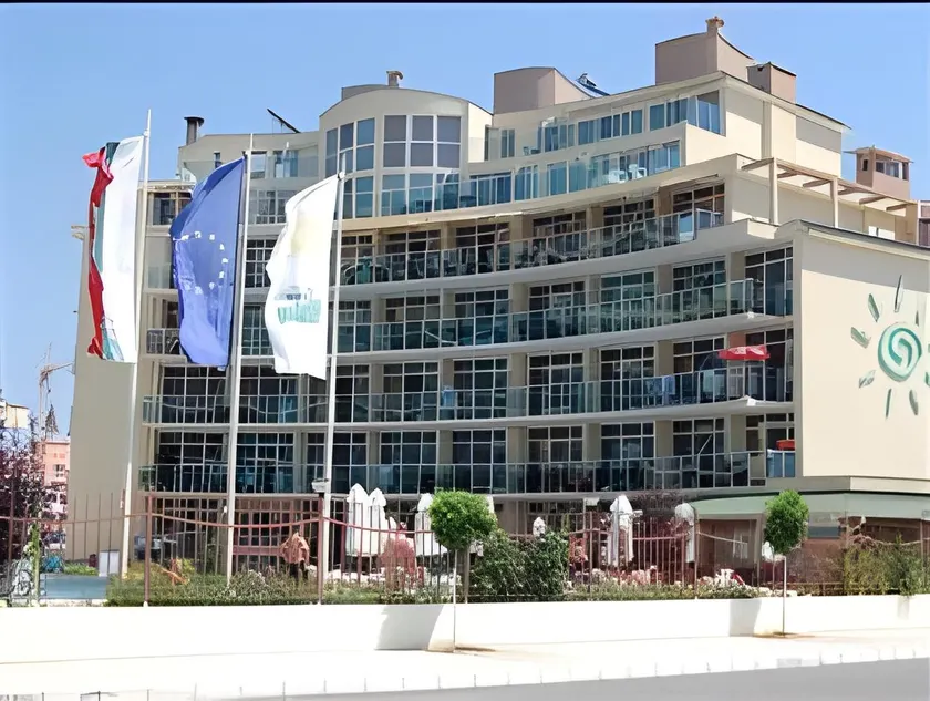 Julia Family Apartments - Image 1