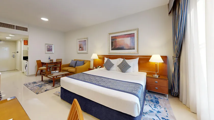 Golden Sands Bur Dubai - Image 1