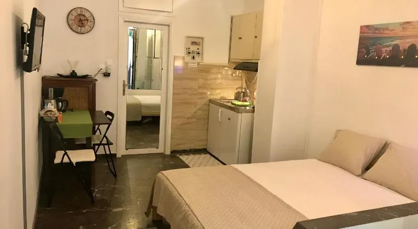 Edem Riviera Studio,close to beach,in Paleo Faliro - Image 1
