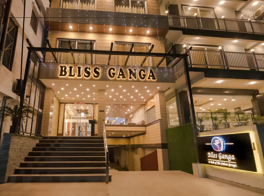 Hotel Bliss Ganga  - Image 1