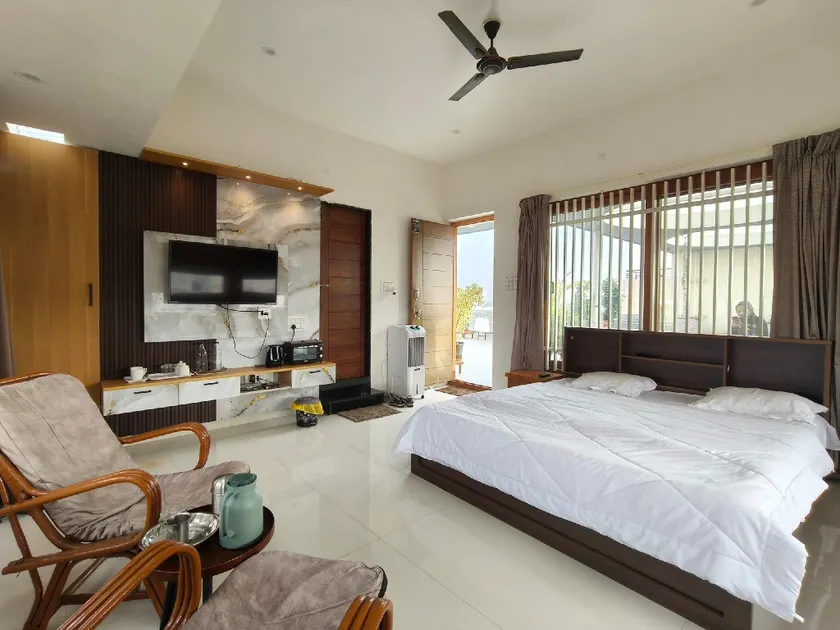 Aavasan home stay with AC - Image 1