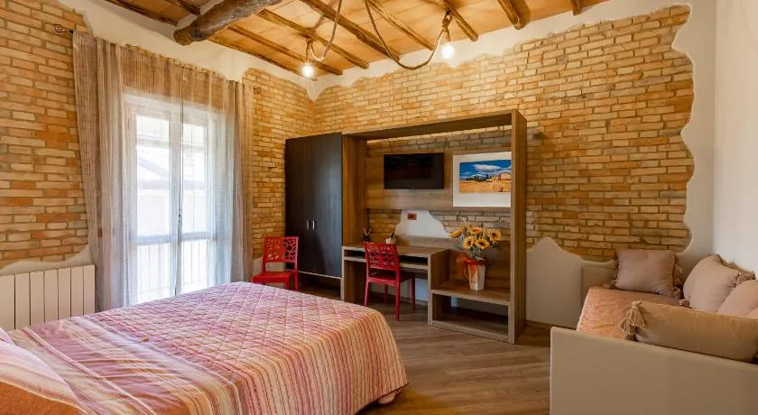 Elegante Casa Mafalda con vista - Image 1