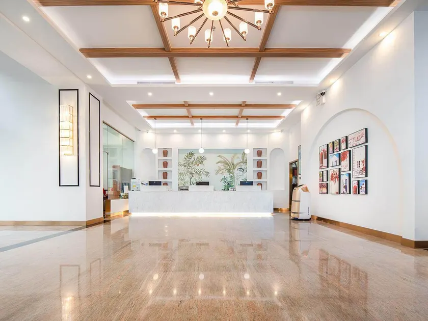O.Live Social Hotel Shenzhen International Exhibition Center - Image 1