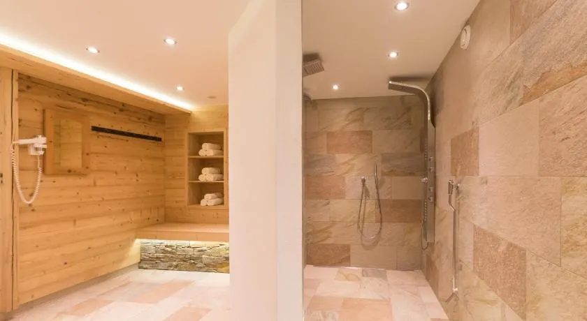 ApartHotel Holzerhof - Image 1
