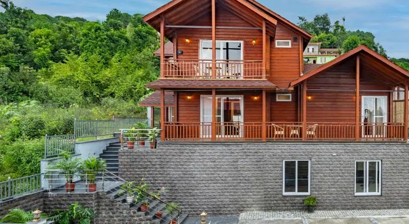 StayVista at Villa Vivendi - Luxury Hill Stay, Dharamshala - Image 1