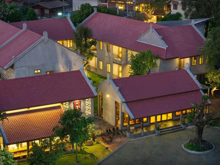 Chu Hotel - Image 1