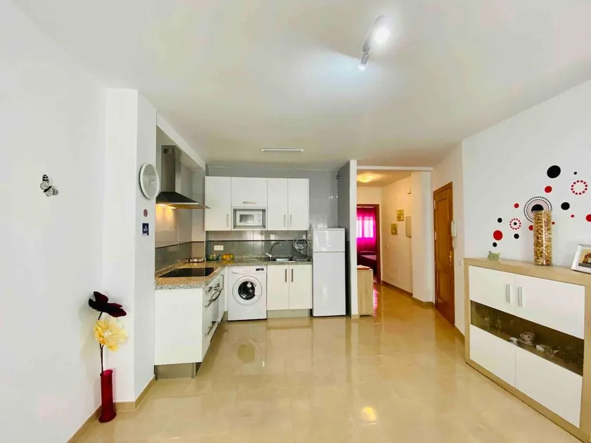 Nuevo y Moderno apartamento en Nerja con Patio - Image 1