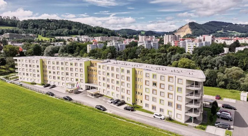 I AM HOTELS Leoben - Image 1