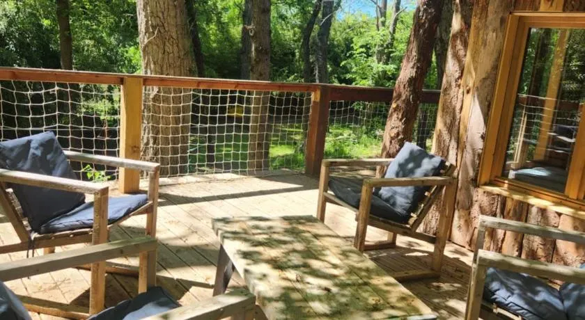 La cabane des bords d'Ariège - Image 1