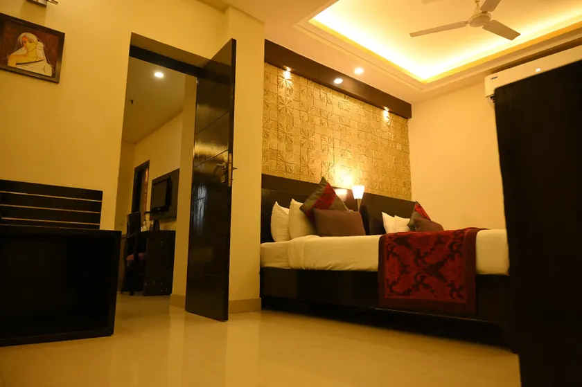 Gurukripa Marriage Hall, Asansol - Image 1