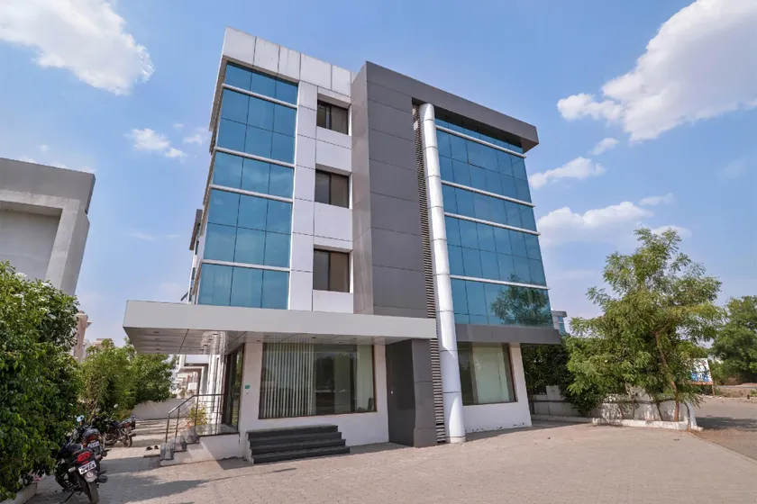 Hotel O Sai Leesha - Image 1