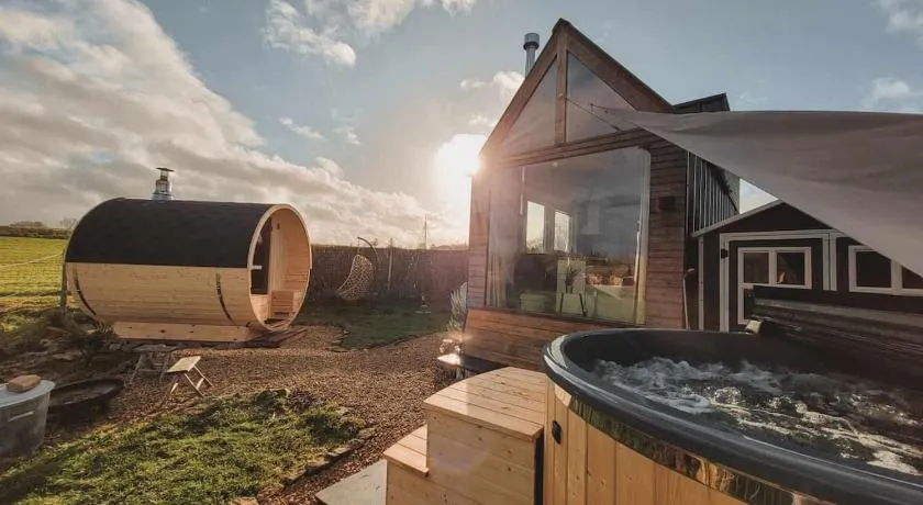 Tiny house avec spa privé et vue panoramique - Image 1