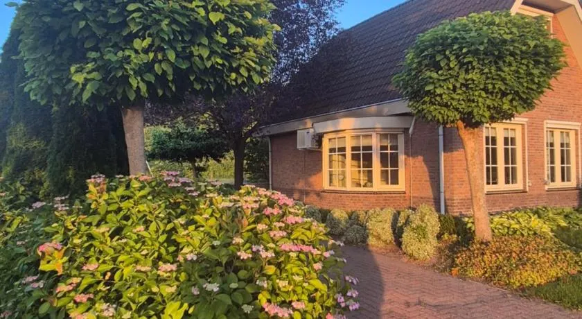 Luxe vakantiehuis met Airco op Veluwe met tuin in Barneveld - Image 1
