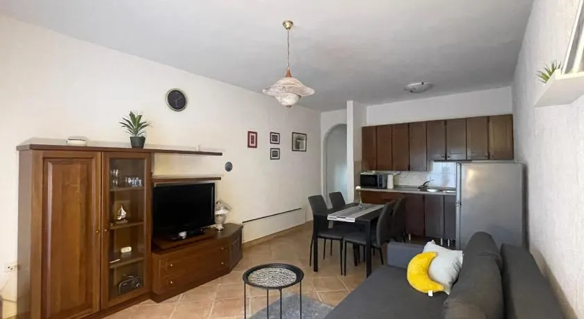 Apartment One - Image 1