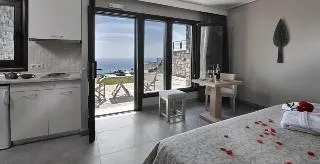 Karavia Lux Inn - Image 1