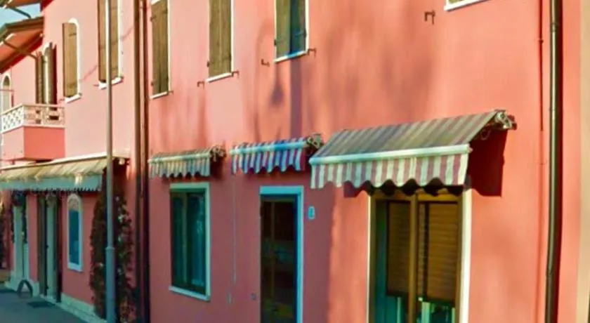 La Casa - Image 1