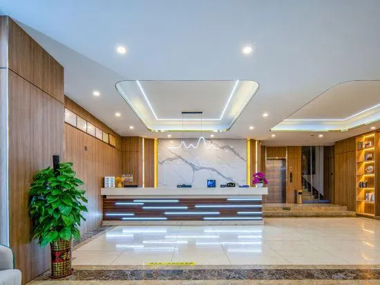 New World Holiday Hotel (Lingshui City) - Image 1