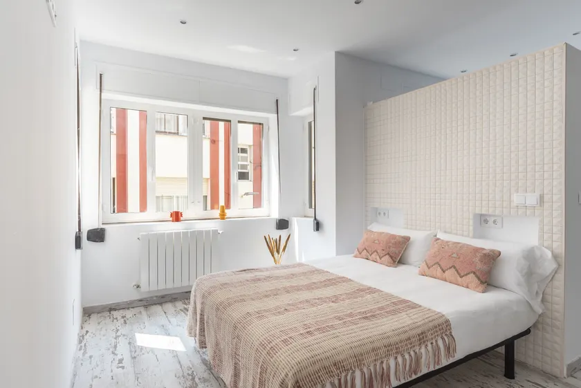 Apartamento de 4 habitaciones en Santander - Image 1